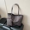 1Pc Niche Design Women's Bag  Textured Tote Bag Large Capacity Underarm Bag College Student Commuting Shoulder Bag