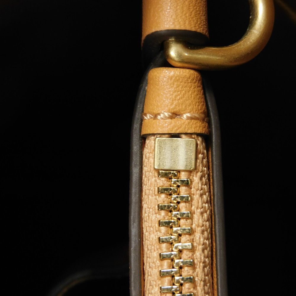 Used 10833 Perry Small Tote 161436 7924 Current Camel 2-Way Shoulder Bag Logo Ginger Shortbread Multi Women's from