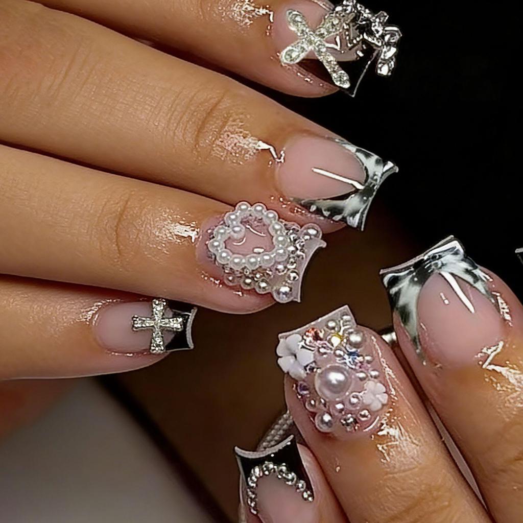 30-Piece Set: Handmade Almond Nails with 3D Flowers, Butterflies & Pearls