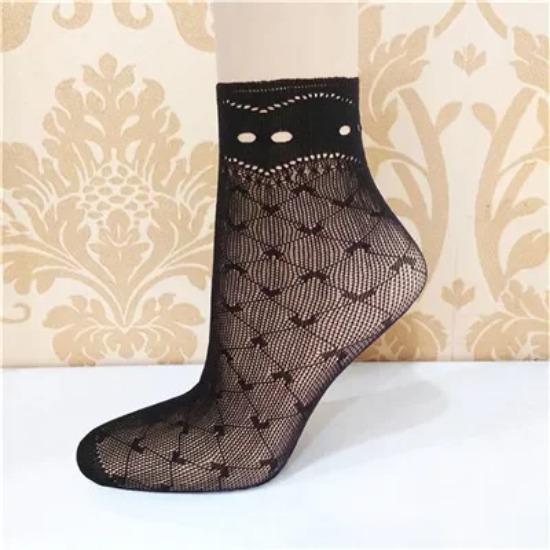 Elegant Women Lovely Girls Summer Fashion Sexy Lady Soft Black Lace Ruffle Fishnet Mesh Short Ankle Socks Ultrathin