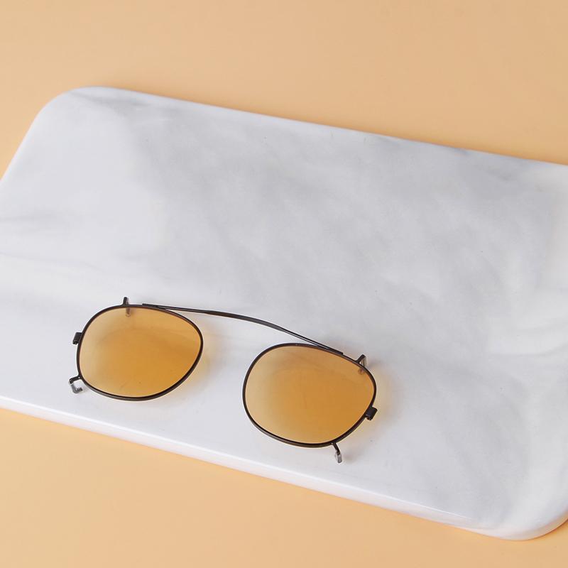Vintage Rivet Tortoise Small Round Blue Light Glasses Men Women Classic Clip on Sunglasses PS22713