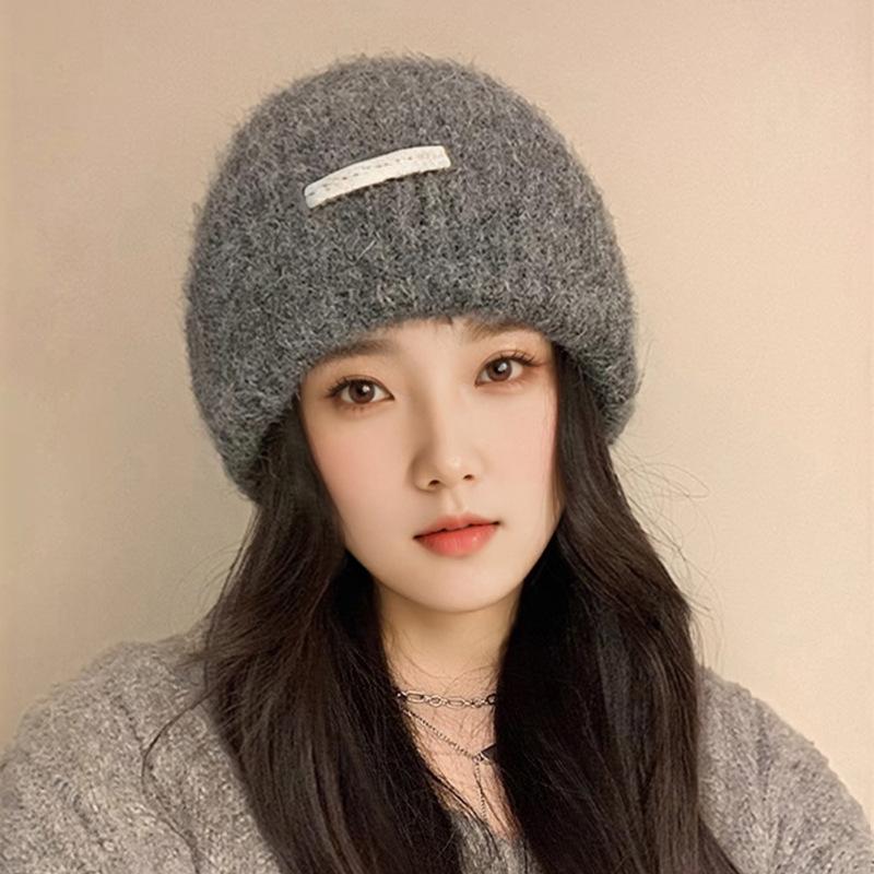 Big Head Hat with Loose Warm Wool Knitted Wool Hat Showing Face Small Ear Protection Big Brim Cold Hat Pile