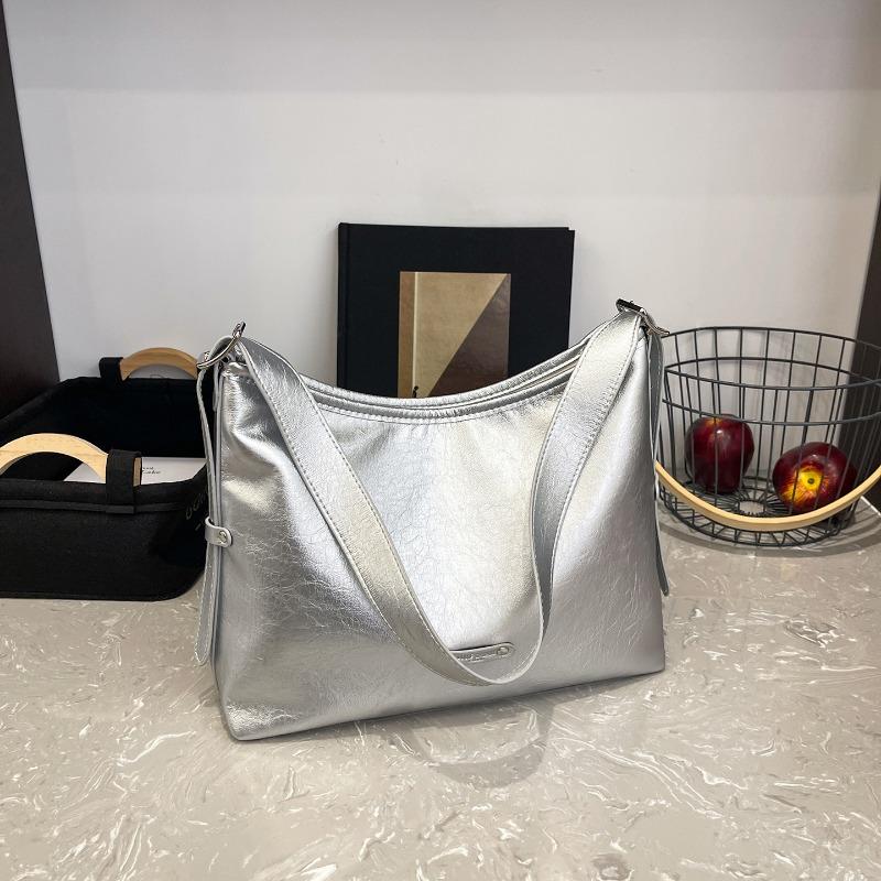 Popular Large-capacity Dumpling Bag Women's New Simple and Versatile Shoulder Messenger Bag Commuter Bag