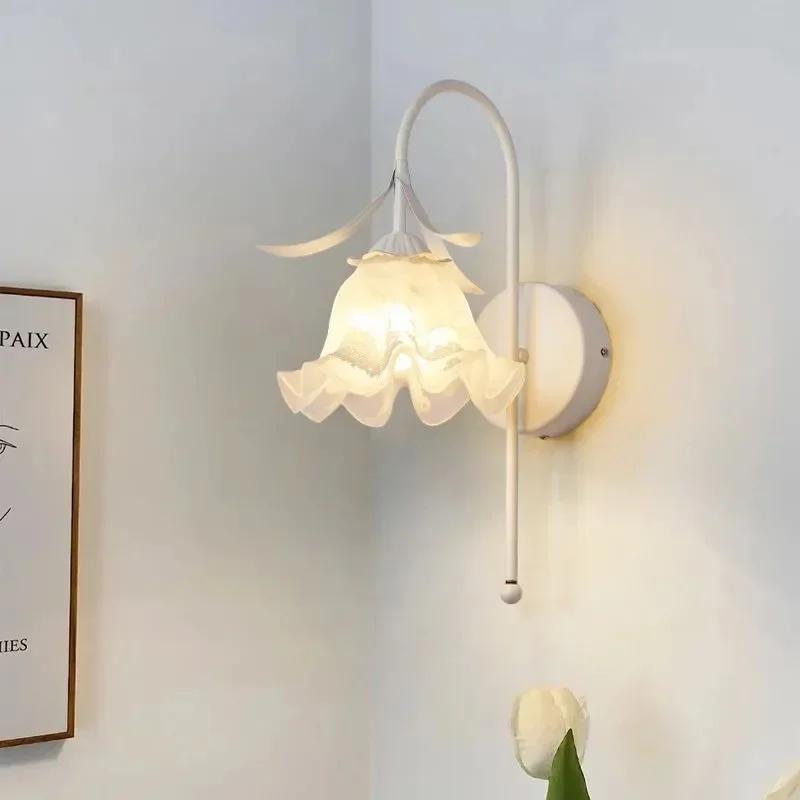 French Cream Flower Bedroom Bedside Wall Lamp Warm Rural Decorative Lights for Living Room Backround Aisle Stairway Sconces