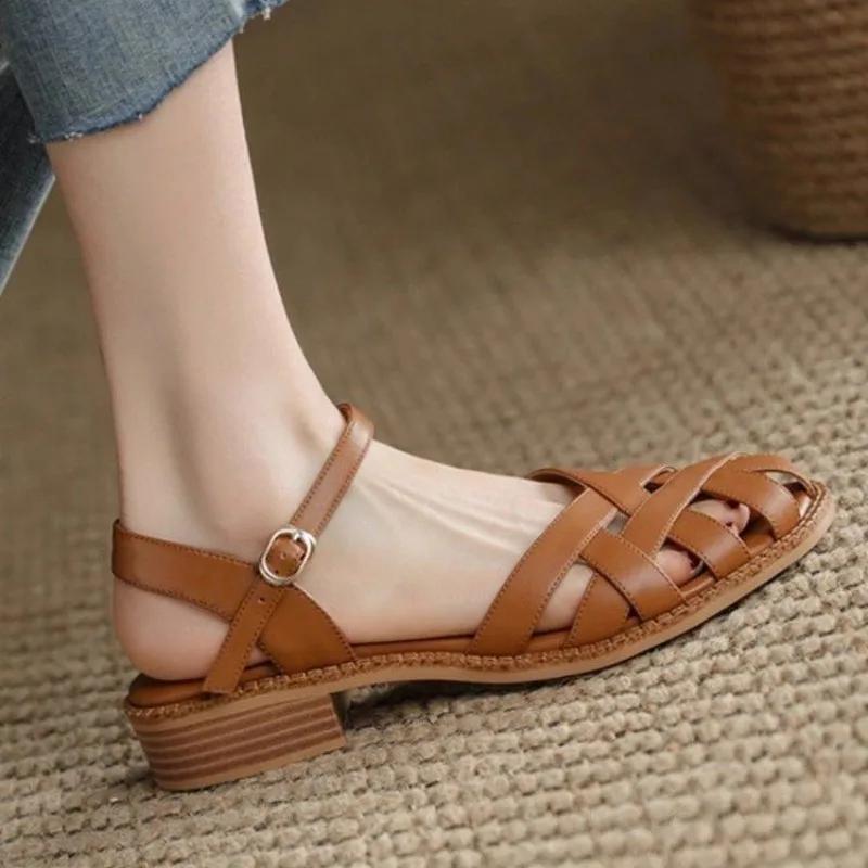 Women's Sandals Summer New Baotou Coarse Heel Sandals Fashion Solid Color French Retro Casual Sandals Hollow Weaving Sandals