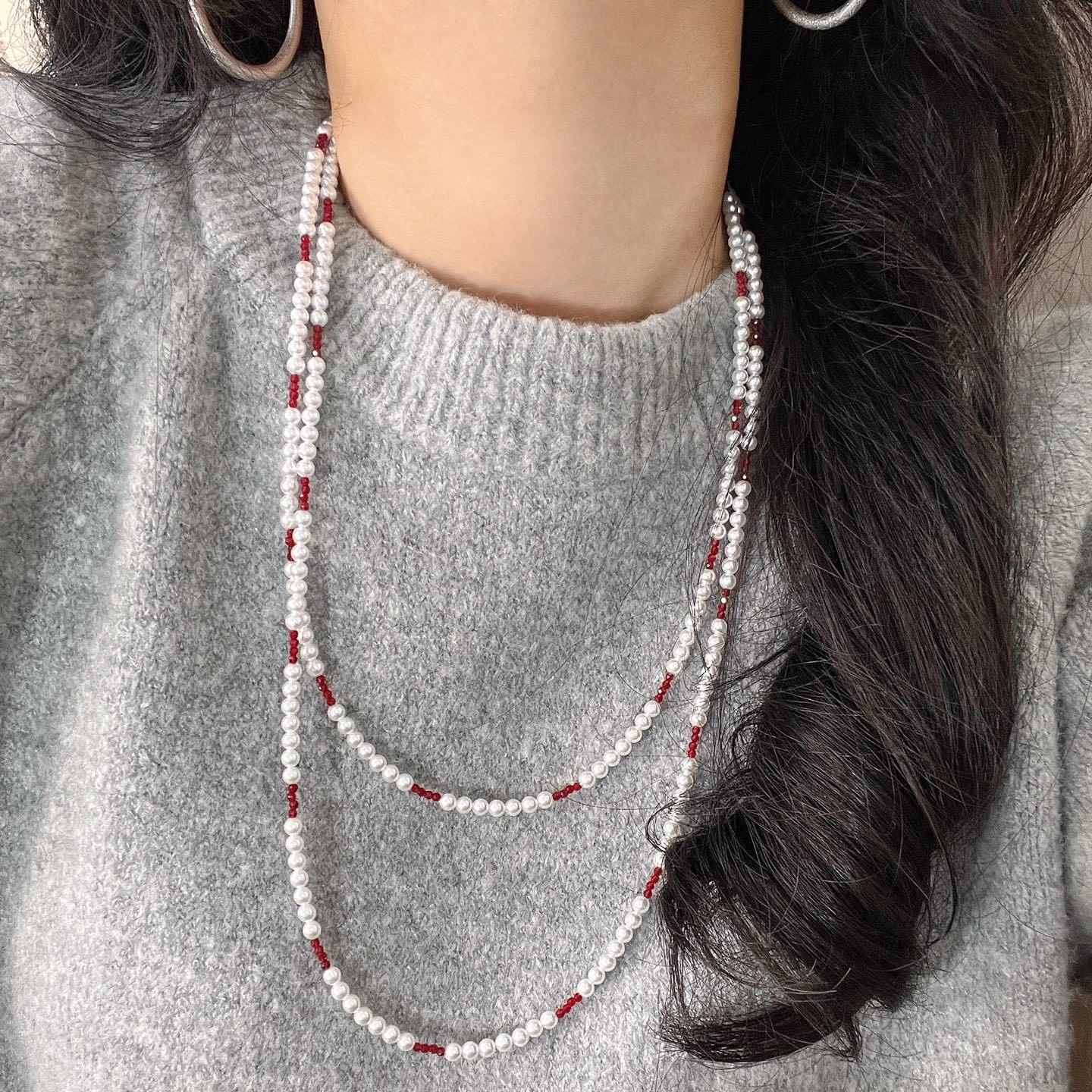 Overtime Long High-Gloss Faux Crystal Cold White Pearl Sweater Chain Necklace