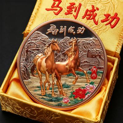1 Moeda de Coleção de Metal de 40mm 2026 Ano Novo Chinês Ouro Moedas Souvenir Animal da Sorte Cavalo Moedas Colecionáveis Moeda Desafio Prata