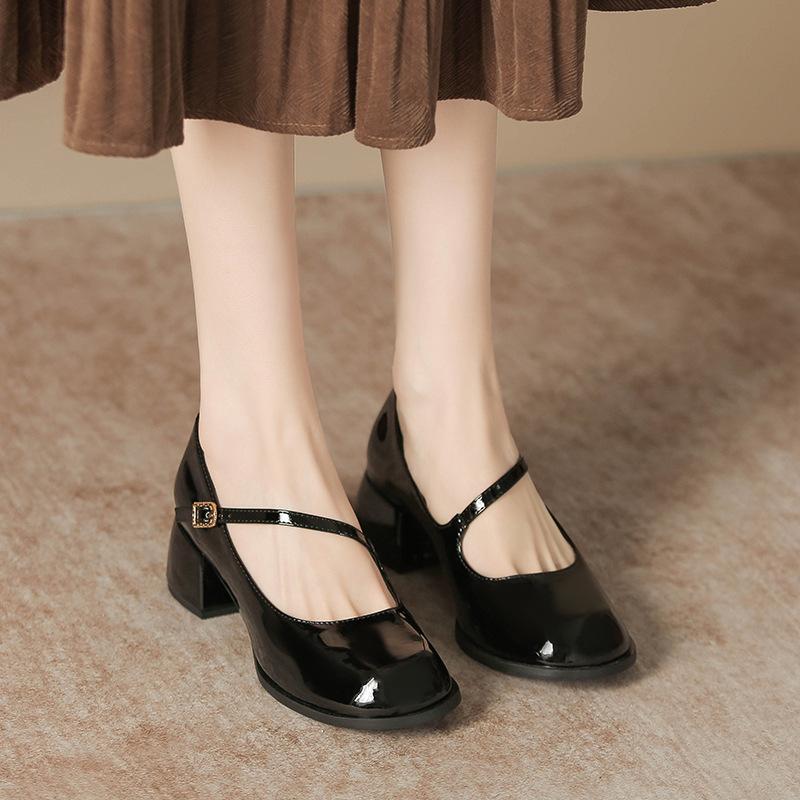 Mjukt läder retro ord med Mary Jane skor dam minimalistiska high-end bekväma lätta mun tjock klack enkelskor