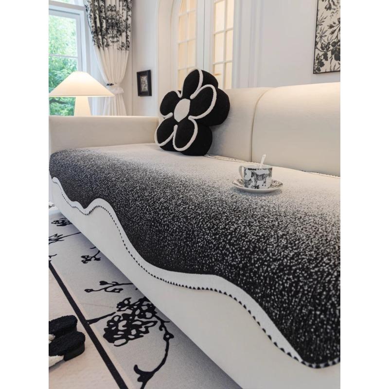 

Irregular Special-Shaped Sofa Cushion Four Seasons Universal High Sense Leather Sofa Cover Anti-Slip 90*90cm