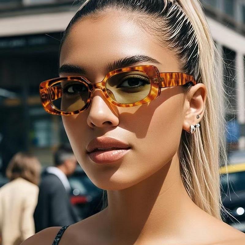 Ins Popular Fashion Small Rectangle Sunglasses Women Retro Candy Color Square Shades Uv400 Men Punk Leopard Sun Glasses