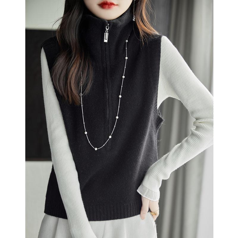 Summer 2026 Women's Grey Zipper High-Neck Knit Vest Sweater – Stylish and Casual Design