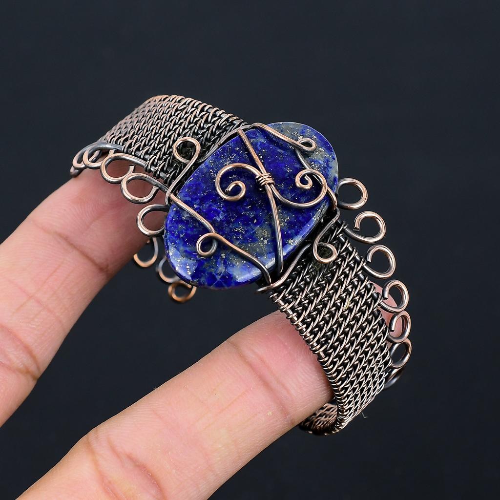 Natürlicher Lapislazuli Edelstein Handgemachter Kupferdraht Wickelarmreif Verstellbar T5L55