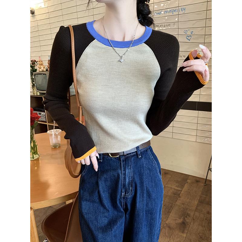 Korean version of chic splicing contrasting color knitted sweater spring 2025 new slim-fit long-sleeved inner top women's age-reducing sweater