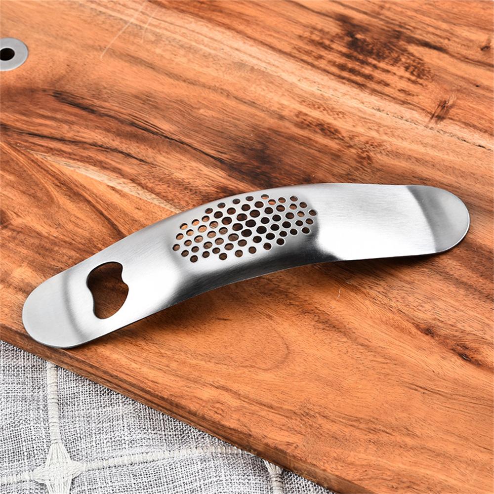 1/2PCS Stainless Steel Curved Garlic Press Mincer Manual Ginger Crusher Masher Multifunction Shredder Kitchen Fruit Vegetable