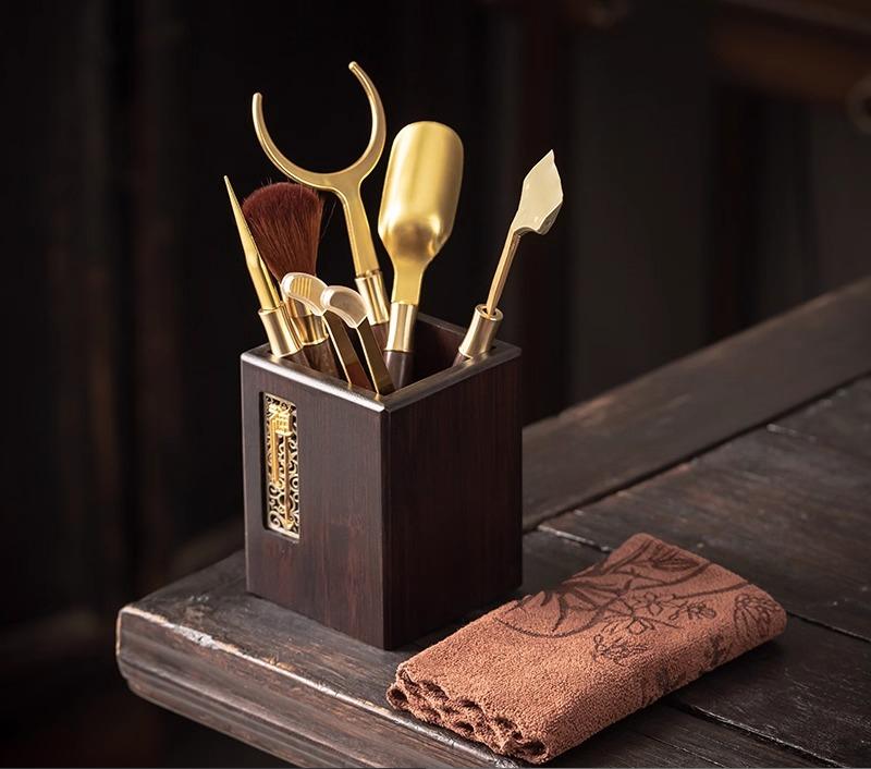 Walnut Modern Tea Ceremony Six Gentlemen Set Tea Cutting Tea Set Accessories Tea Table Tea Making Tools