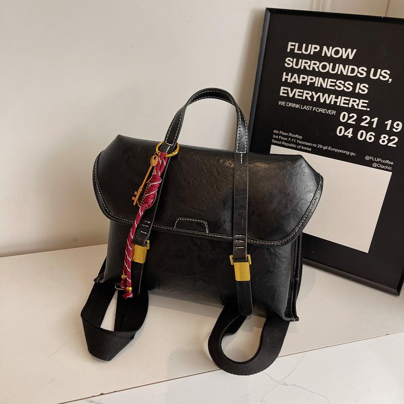 2024 Women's Retro Large-Capacity Backpack: Stylish Autumn & Winter Schoolbag, Perfect for Students & Travel.