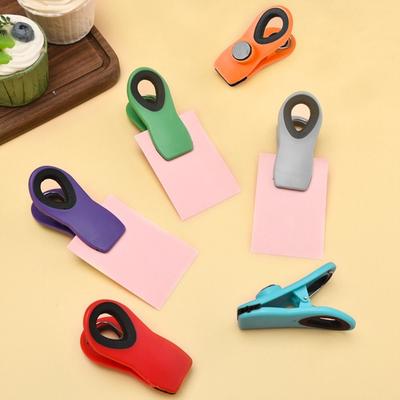 Clip Magnétique de Réfrigérateur Résistant à l'Humidité de Qualité Alimentaire Aimant Puissant Clip Magnétique pour Notes Mémo Antidérapant Clip de Scellage Alimentaire