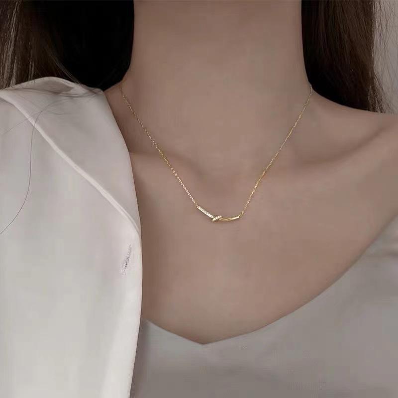 S925 sterling silver plated 14K gold knotted necklace for women niche design simple personality collarbone necklace total length 45cm adjustable золотой
