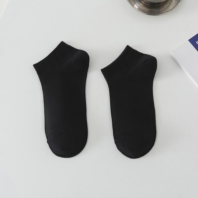 Men's Breathable Ankle Socks - Summer Style Low-Cut, Sweat-Absorbent, Solid Color for Spring/Autumn In Black