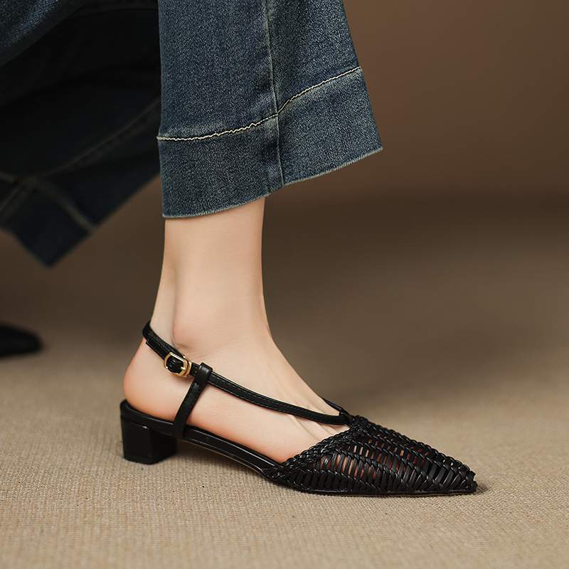 Krazing Pot Straw Weaving Mules Summer Size 42 Gold Color Thick Low Heels Women Women Pointed Toe Sandals