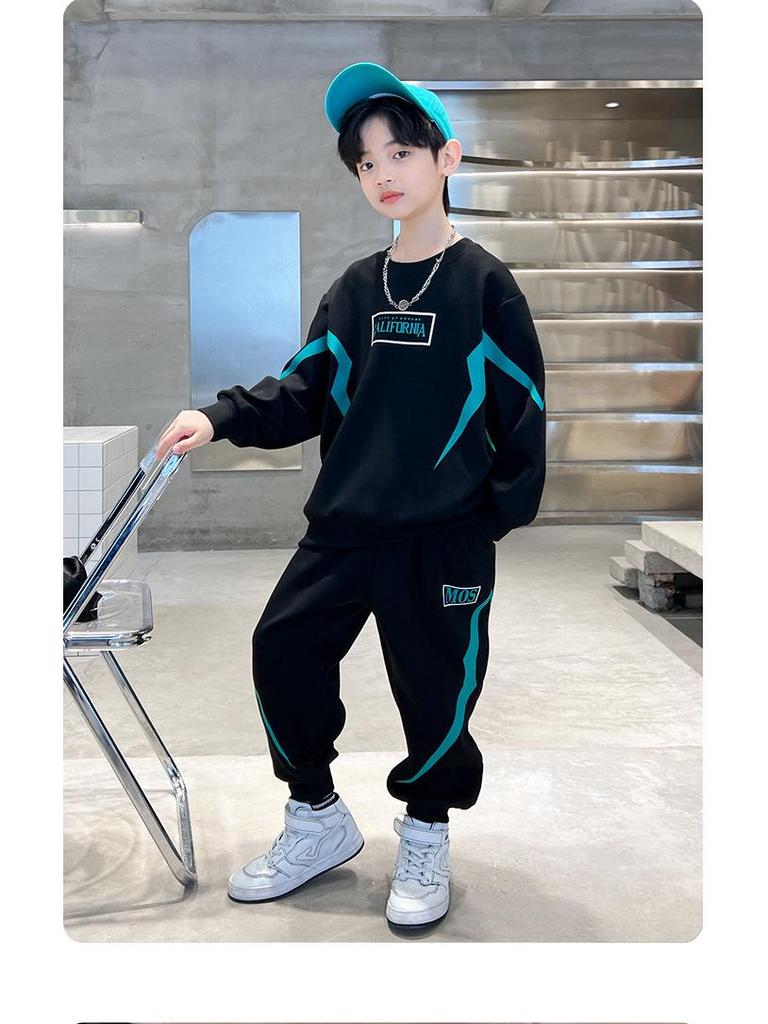 2025 Fiúk Divatos Sportruházat Szett - Hűvös Őszi és Tavaszi Stílus