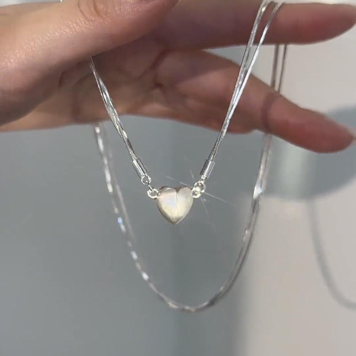 Magnetic Detachable Heart Multi-layer Necklace - Elegant High-end Choker with Cool Style and Versatile Clavicle Chain