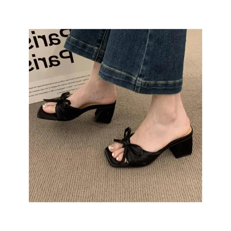 Schleife Klobige Sommerschuhe 2026 Neue Sexy Hohe Absätze Damen Hausschuhe Sandalen Designer Flip-Flops Offene Zehen Party Pumps Slides