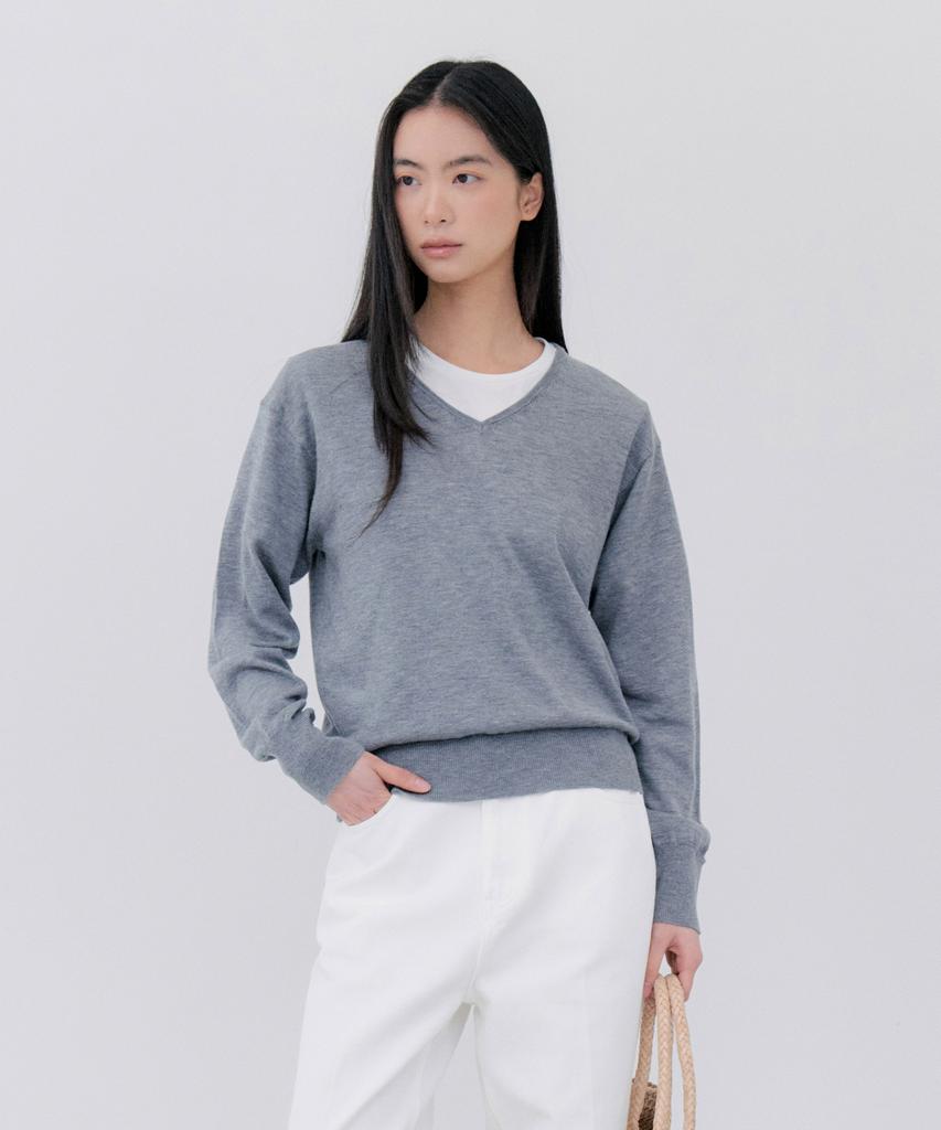 NOTIA Wool Silk V-Neck Knit Pullover - Deep Gray