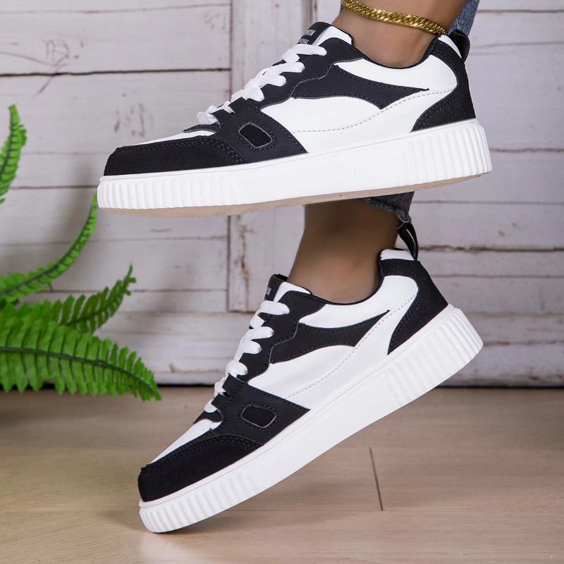 Women Shoes Skateboarding Shoes Men Fashion Sneakers Lightweight White Black Sports Running Outdoor Casual Shoes