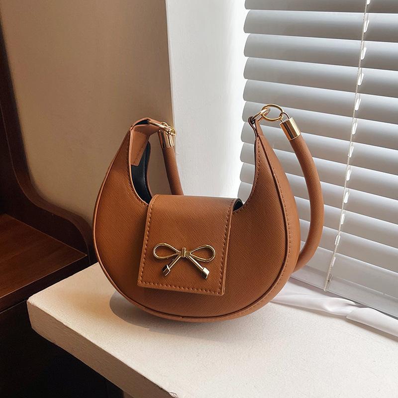 

Простой повседневный ретро однотонный 2025 весна новый бант модный дизайн на одно плечо под мышкой маленькая квадратная сумка