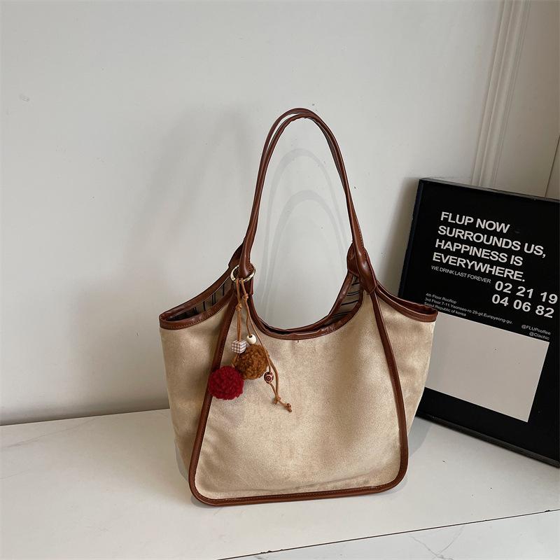 

Ретро сумка подмышку высокой ценности женская 2025 осень большая вместительность замшевая сумка-ведро для поездок на работу на плечо