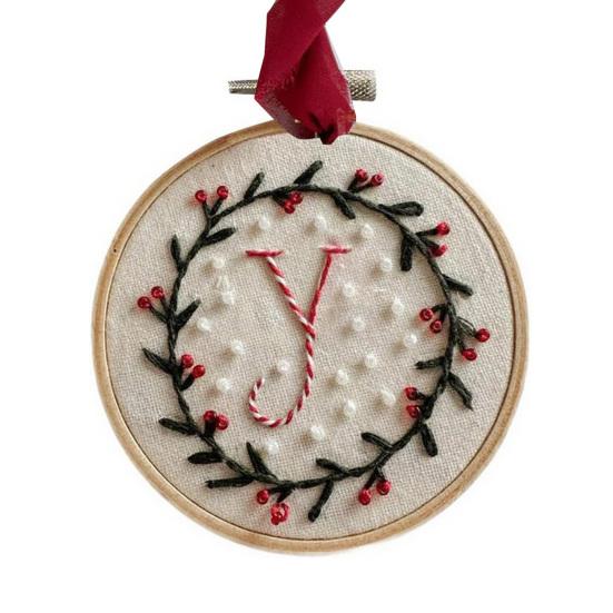 DIY Embroidered Christmas Ornaments Personalized Initial A–Z Monogram Embroidery Set Mini Handmade Christmas Embroidery