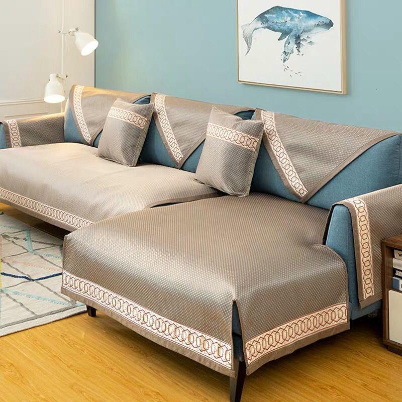 

Летняя подушка для дивана из чистого ледяного шелка. Летняя противоскользящая подушка для сиденья из американской ткани. Прохладный чехол для подушки. 70*70