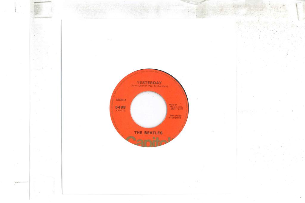 7inch Record BEATLES - Yesterday / Act Naturally 5498 CAPITOL 1975 US Rock Used