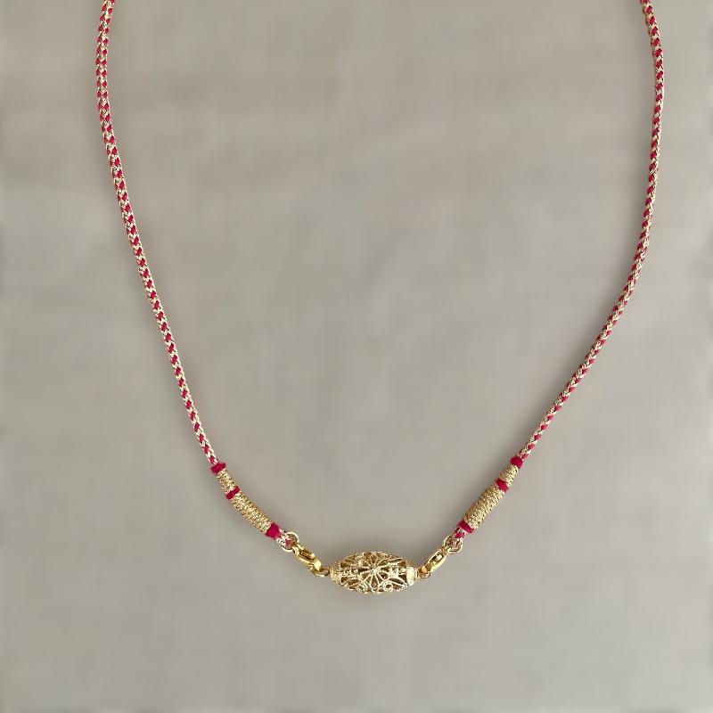 

Personalized Necklace, Fashionable Retro Compass Pendant, Nylon Woven Rope Necklace, Electroplated Gold Color Retention