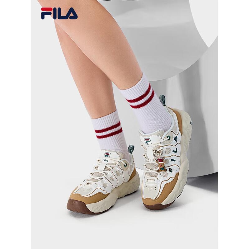 Fila Women's MUFFINXMAS Christmas Edition Dad Shoes