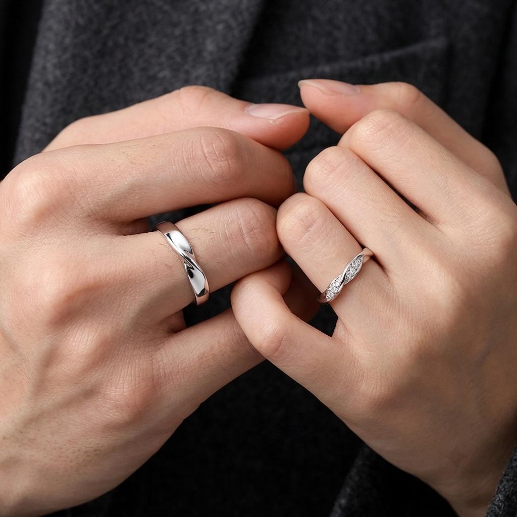 Sterling Silver Mobius Couple Rings: Light Luxury, High-End, Simple, Openable Design