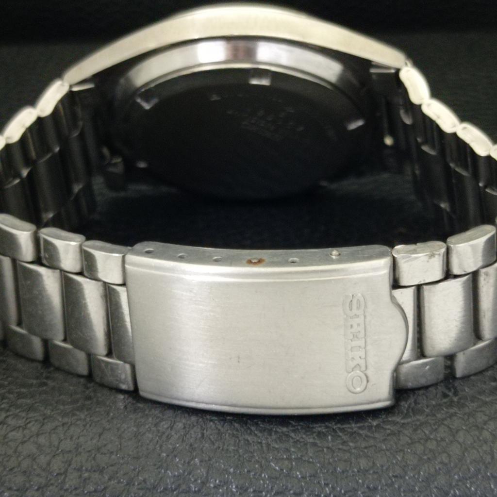 GENUINE VINTAGE SEIKO 5 AUTOMATIC JAPAN MENS GOLDEN COLOR DIAL WATCH A701906-5 R207-a701906