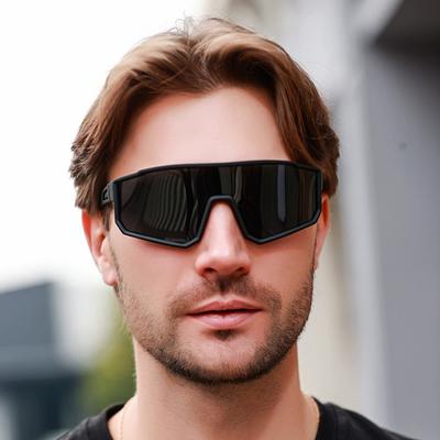 New Sports Glasses Sunglasses Fashionable Sun Protection Cycling Mirror Men One-piece Sunglasses Outdoor Sunglasses 3258