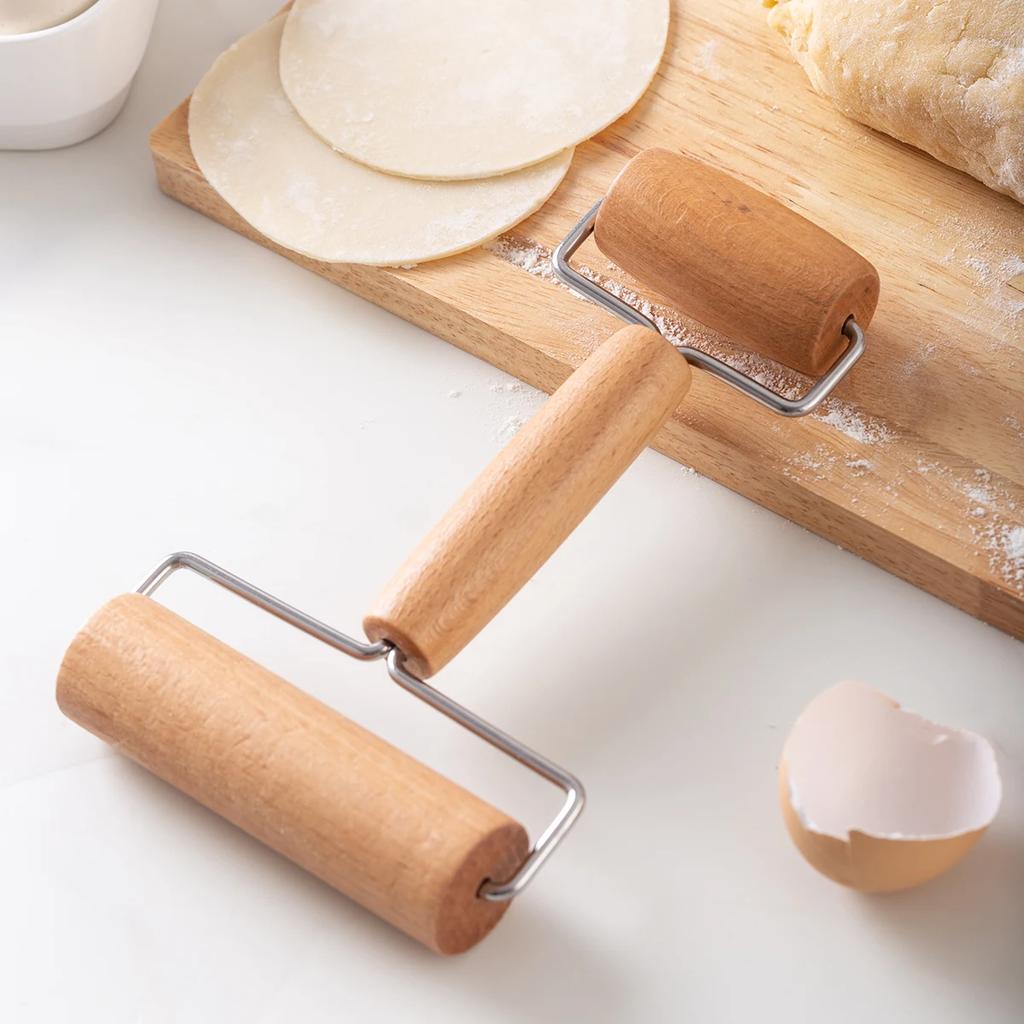 Rolling Pin Pastry and Pizza Baker Roller Wooden Baking Crush Nuts Crackers Cookies Kitchen Utensils