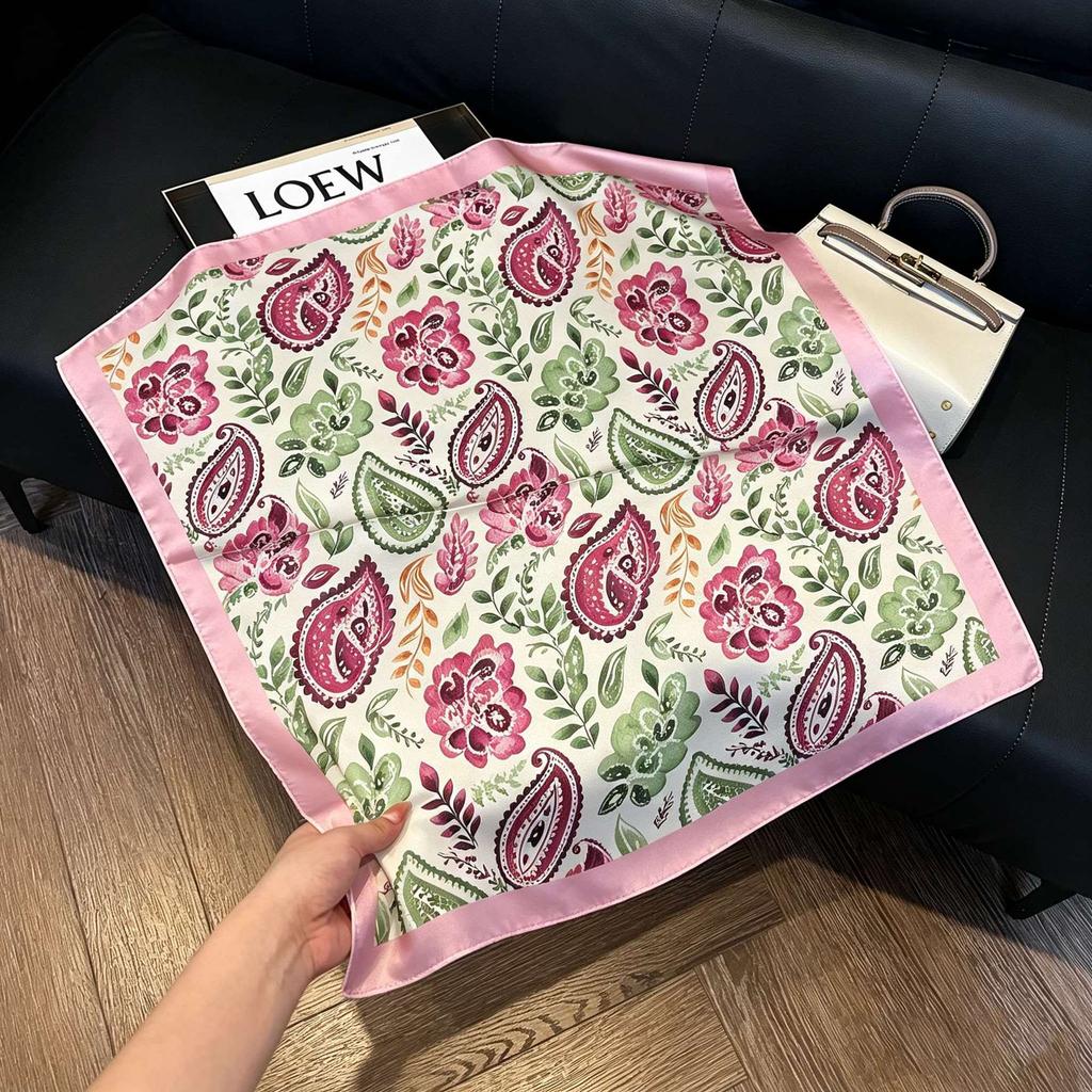 New old money wind chain neck scarf women's commuting versatile soft silk scarf neck protection shawl outer scarf