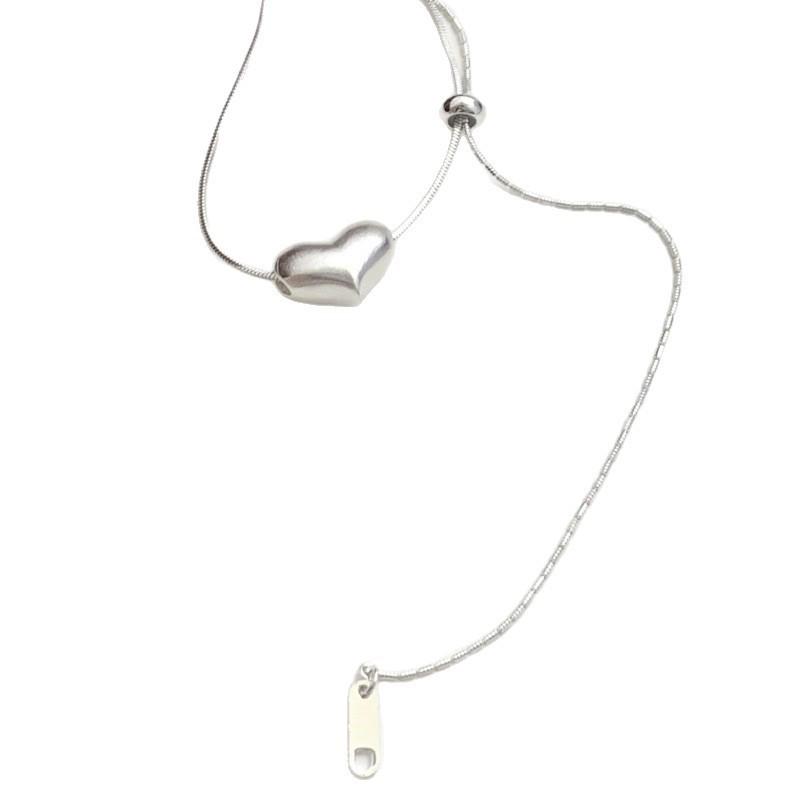 Elegant Heart Pendant Necklace for Women - Adjustable, Versatile, and Trendy Choker or Sweater Chain