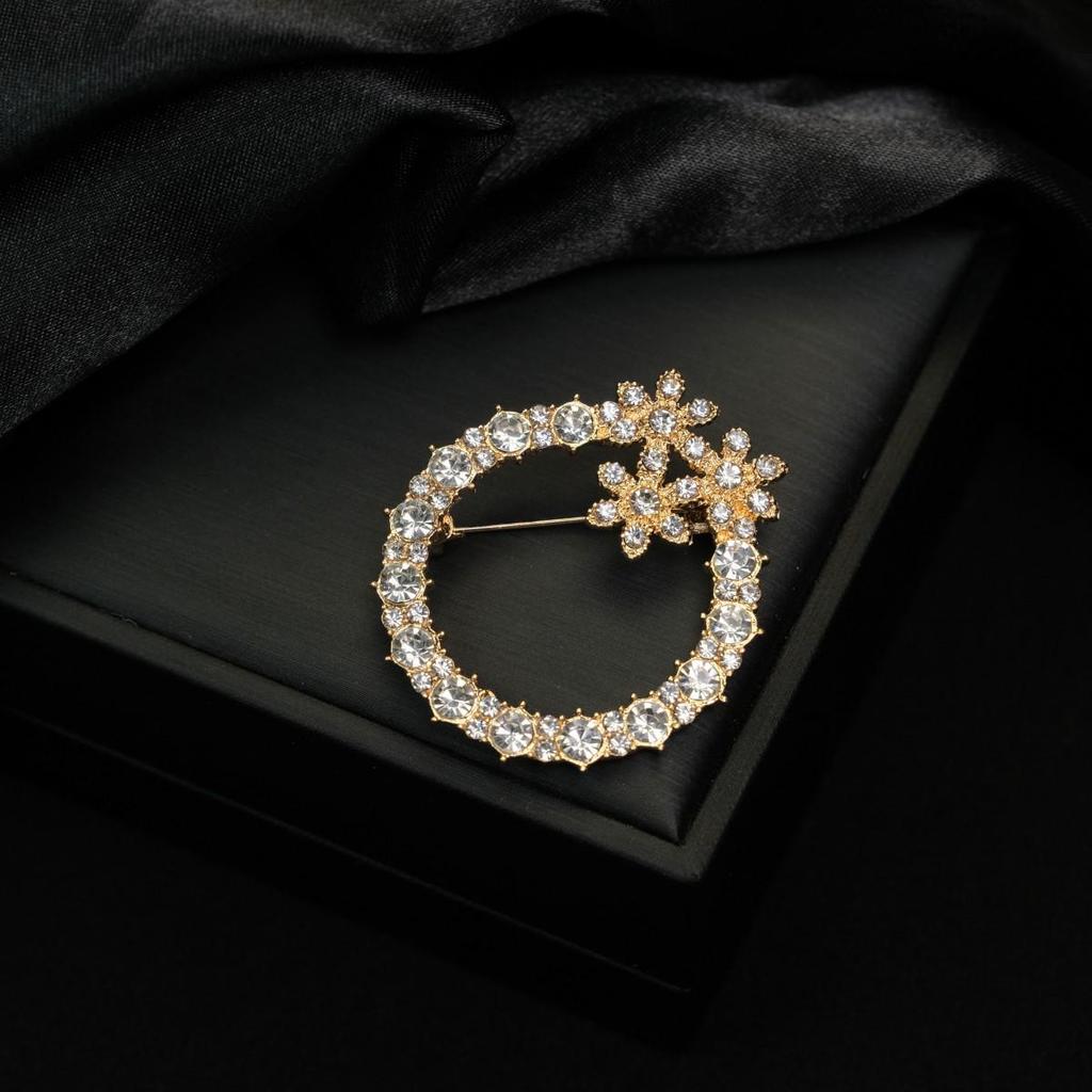 Gold & Diamond Vintage Butterfly Brooch - Versatile Women's Pin Jewelry