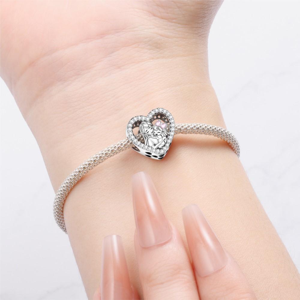 Copper Love Shaped Mother Daughter Embrace Pendants Bracelet Charms Fit Jewelry Party Beads Diy Fine Gift Accessory