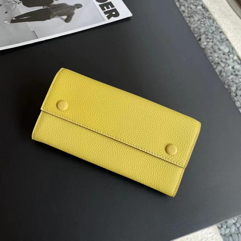 New Genuine Leather Women's Wallet With Lychee Pattern Long Design And Three Fold Rivets Featuring Contrasting Colors Inside. Cross Border Wallet