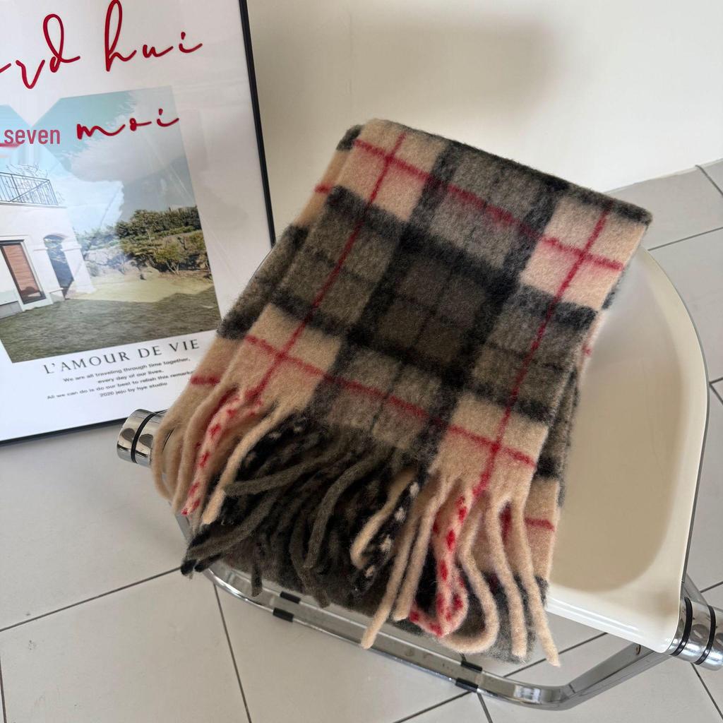 Women's Thickened Scarf: Soft Merino Wool Blend, Minimal Shedding, High Quality Winter Cold Protection