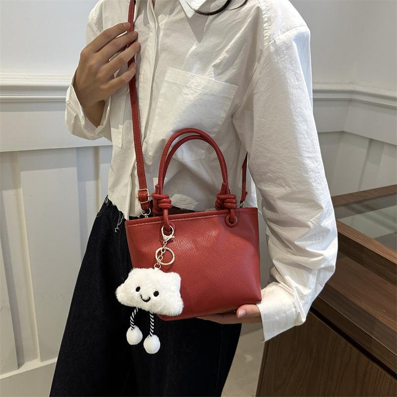 2025 New Small Bag Going Out Handbag Fashion Summer Niche Bucket Bag Women's Handbag Messenger Bag