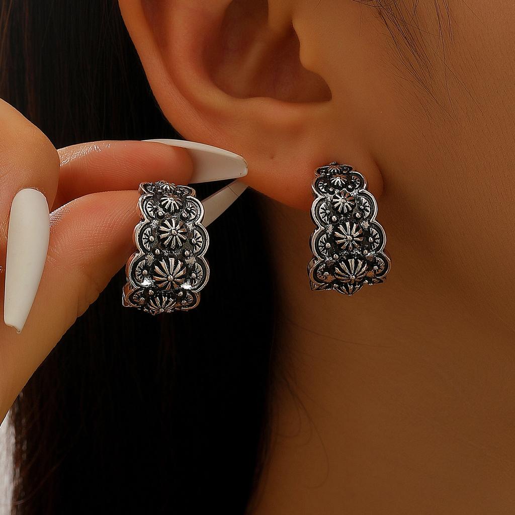 Modne kolczyki wiszące dla damskiej biżuterii