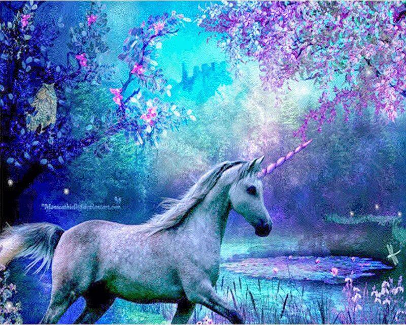 5D-Diamantstickerei zum Selbermachen, kleine Tiergeister, Bild mit Strasssteinen, Diamantmalerei, Blumen und Einhörner, Diamantmosaik, Bastelset, Heimdekoration