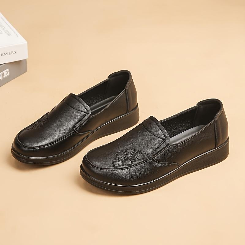 Soft-Sole Mom Shoes - Fall Flat Slip-On Leather Shoes Genuine Leather Middle-Aged & Elderly Women's Shoes Anti-Slip Plus Size